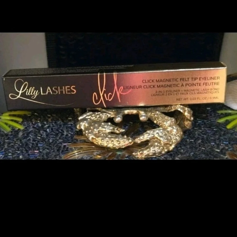 Lilly Lashes Click Magnetic Felt Tip Eyeliner Ultra Black 0.03 oz New in Box